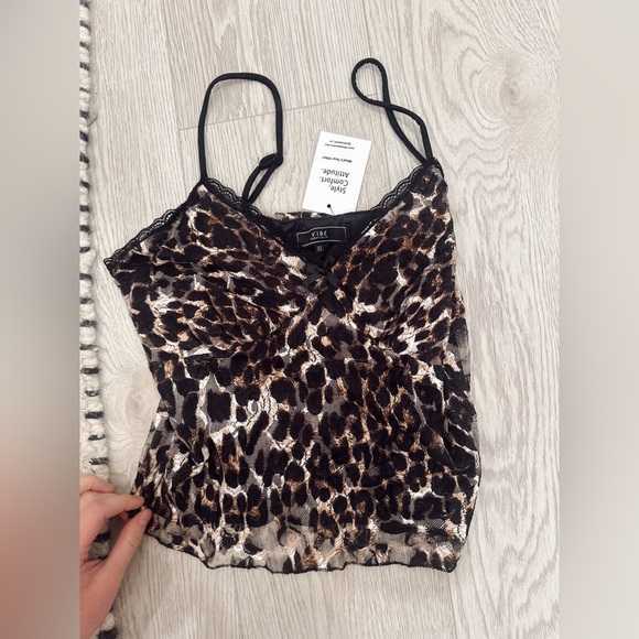 VIBE NWT top - Picture 3 of 9